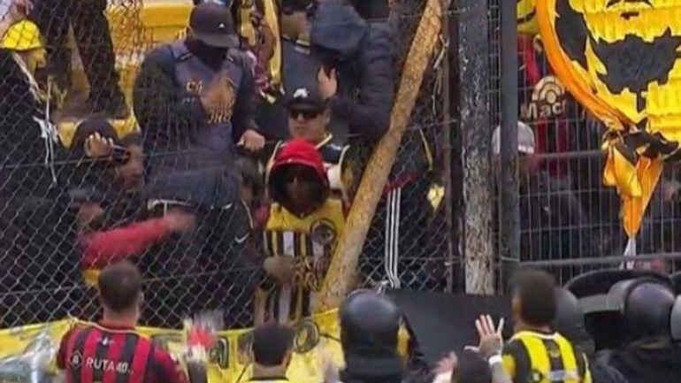 Escándalo: la violencia de los hinchas de Deportivo Madryn tras el ascenso frustrado a Primera