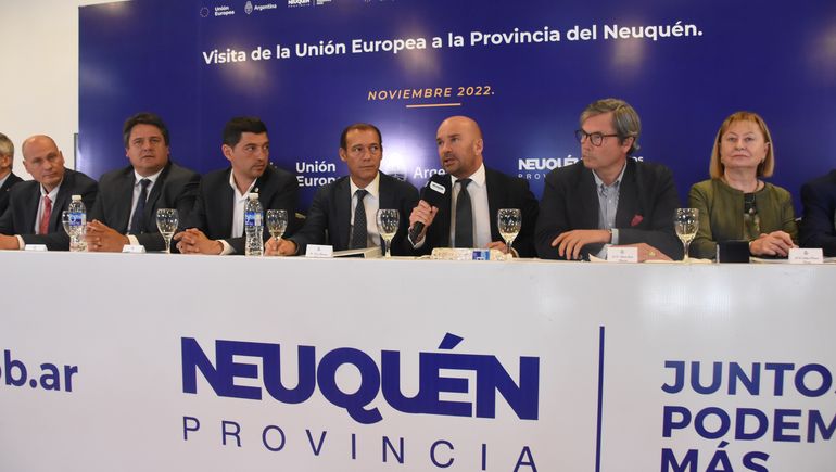 Europa pone los ojos en Neuquén y exige previsibilidad a la política local