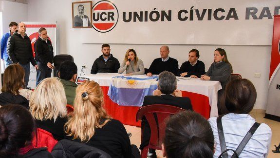Los radicales piden que Bermúdez los ayude a competir