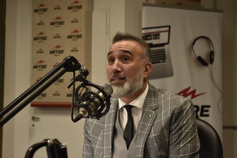 Gabriel Anello le pidió disculpas a Riquelme.