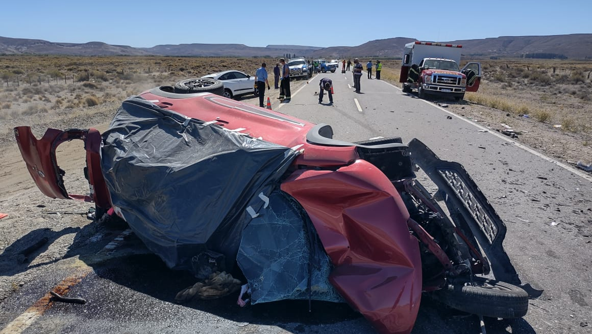 Tres mujeres de Roca murieron en un tremendo accidente en Ruta 234