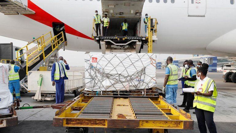 Comenzó la entrega mundial de dosis de las Naciones Unidas