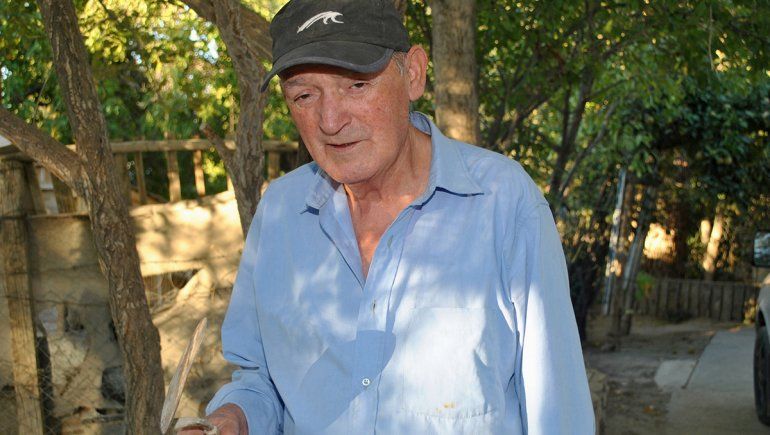 De albañil, payaso y trapecista a escultor del pueblo