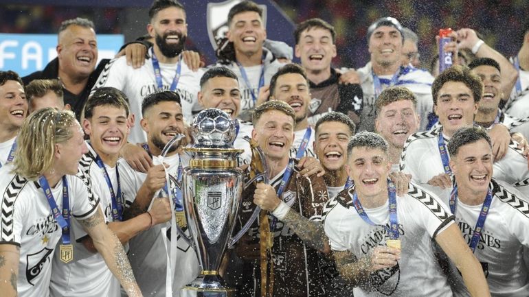 Platense salió campeón