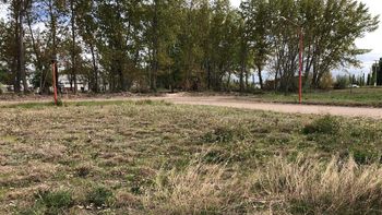 La permuta de tierras generó un fuerte reclamo vecinal en Fernández Oro, La permuta de tierras generó un fuerte reclamo vecinal en Fernández Oro,