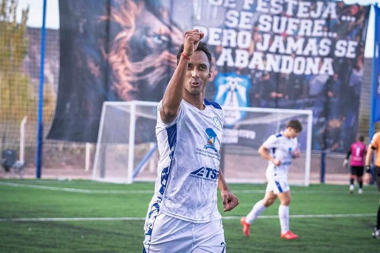 Deportivo Rincón sacó Petróleo en el final y volvió a la victoria