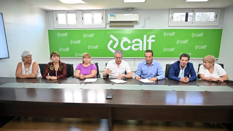 CALF y el gobierno de Neuquén acuerdan prestación solidaria en el servicio de sepelios