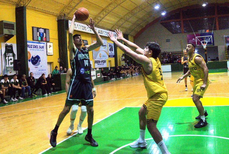 Pérfora y Club Pacífico reanudaron su encuentro.