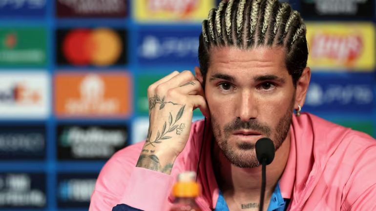 Rodrigo de Paul fue contundente: "Este mensaje no es el que queremos dar los jugadores de la Selección Argentina. Hay que esforzarse mucho para jugar en primera". Rodrigo de Paul fue contundente: "Este mensaje no es el que queremos dar los jugadores de la Selección Argentina. Hay que esforzarse mucho para jugar en primera".