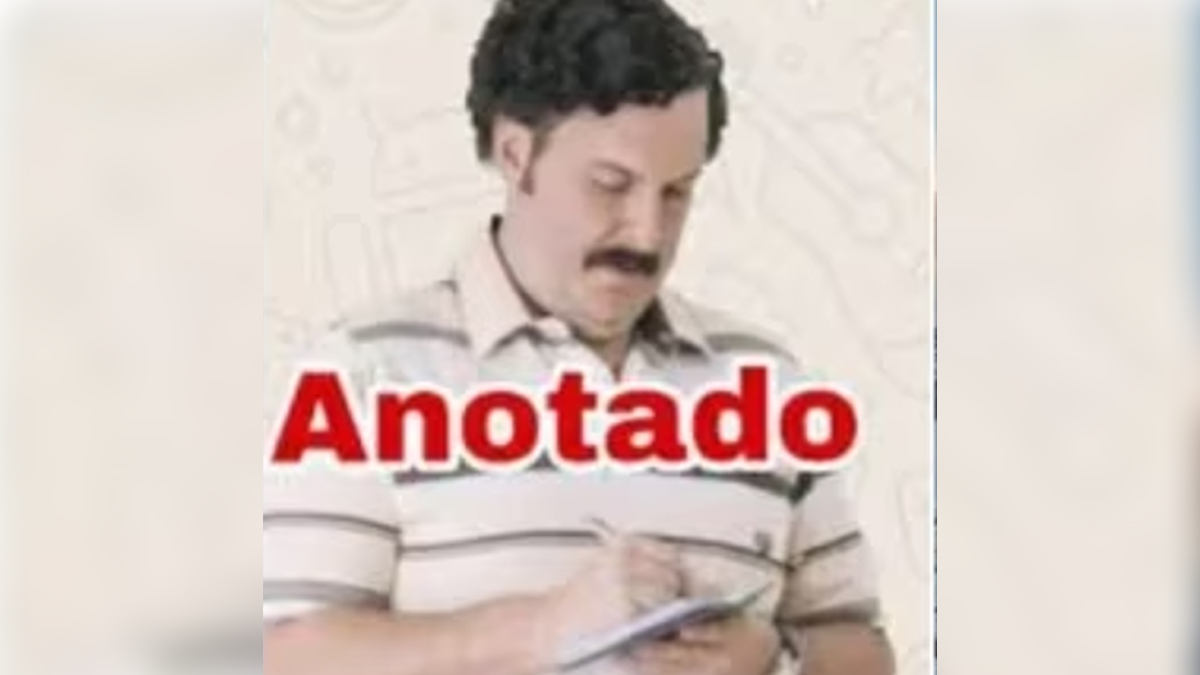 Usó un sticker de Pablo Escobar en WhatsApp y terminó en la Justicia thumbnail