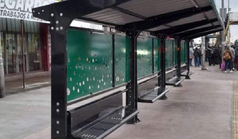 La víctima esperaba el colectivo cuando ocurrió el trágico accidente.&nbsp;