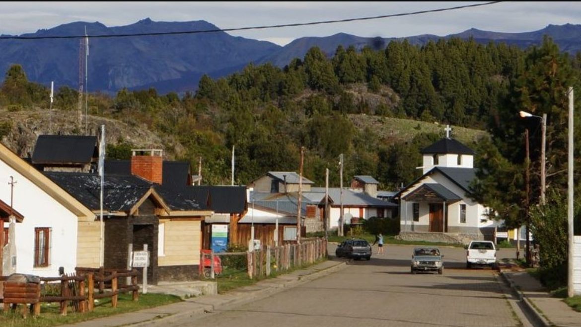Cerro Centinela, la comuna rural cordillerana de Chubut donde se detectaron tres casos de hantavirus en una familia. Cerro Centinela, la comuna rural cordillerana de Chubut donde se detectaron tres casos de hantavirus en una familia.