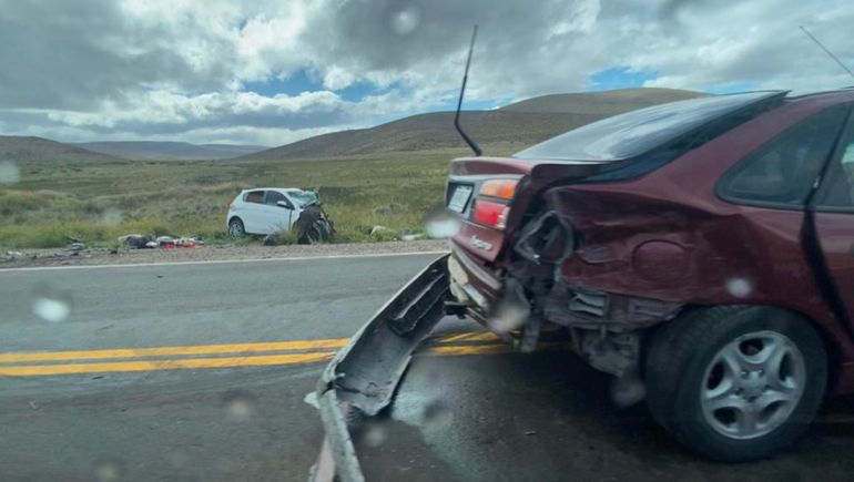 Accidente fatal en la Ruta 237: uno de los autos habría mordido la banquina y se cruzó de carril