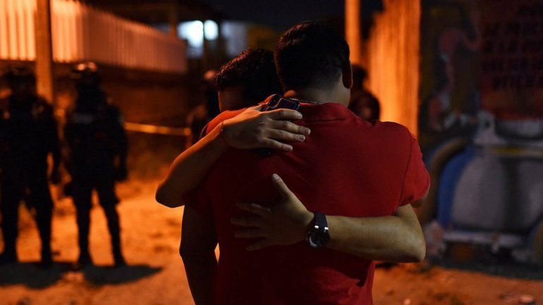 Grupo comando entró a los tiros a un casamiento y asesinó a trece invitados