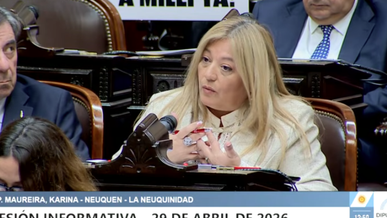 Una por una, las preguntas que le hizo Karina Maureira a Manuel Adorni para Neuquén