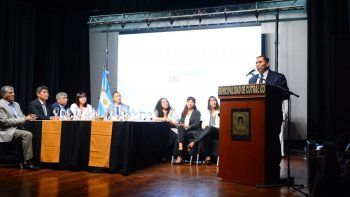 José Rioseco en la apertura de sesiones en Cutral Co. José Rioseco en la apertura de sesiones en Cutral Co.