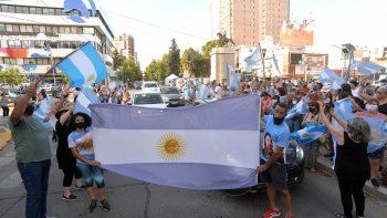 marcha-opositora-del-#27F-03.jpg