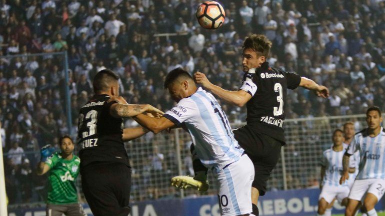 Independiente no pudo en Tucumán y deberá revertir la serie de local