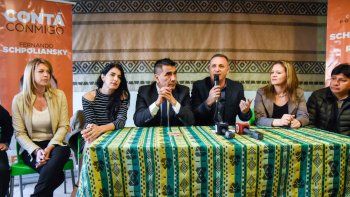 el frente neuquino presento sus candidatos a concejales para octubre
