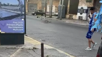 El motociclista murió al instante tras impactar con la soga en Quilmes El motociclista murió al instante tras impactar con la soga en Quilmes