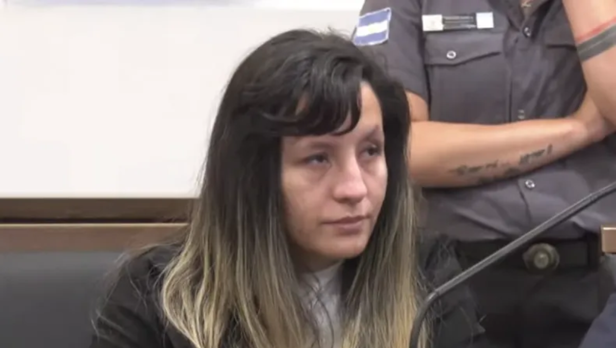 Fue condenada a perpetua por envenenar a su pareja y su hijastro y ahora pide salir