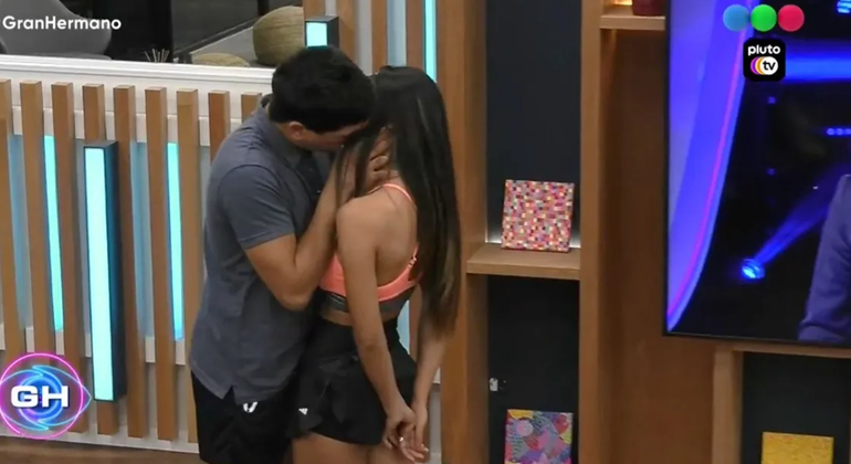 El beso de Thiago le