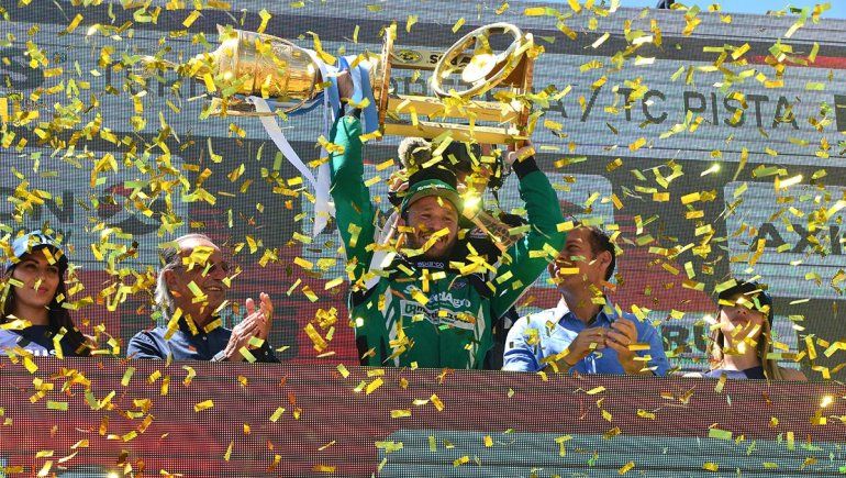 Histórico: Canapino se coronó otra vez campeón del TC en Centenario