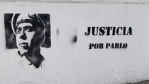 detuvieron a un muralista que pinto un pedido de justicia por el soldado de zapala detuvieron a un muralista que pinto un pedido de justicia por el soldado de zapala