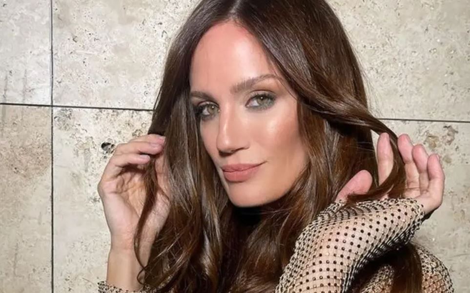 Paula Chaves.