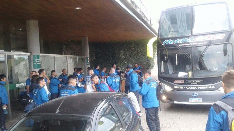 El León ya está en Santa Fe a la espera de Newells