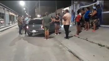 un auto fuera de control atropello a un nene y lo dejo en terapia intensiva un auto fuera de control atropello a un nene y lo dejo en terapia intensiva