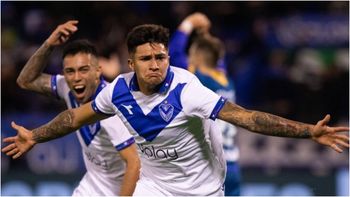 el equipo que se quiere llevar ya a santiago castro, el delantero joya de velez el equipo que se quiere llevar ya a santiago castro, el delantero joya de velez
