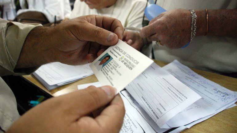 Se detectaron seis licencias falsas cuando sus titulares fueron a renovarlas.