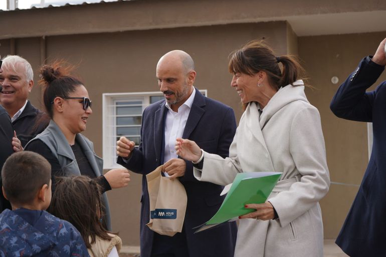 El equipo de Figueroa, de campaña: dos ministros clave se tomarán licencia y ya tienen reemplazo