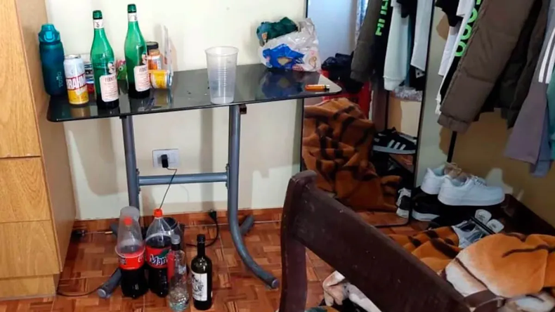 Casa donde un joven de 19 años fue asesinado por tres mujeres.