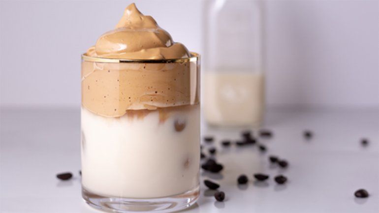 La receta del café dalgona, la bebida coreana de moda en redes