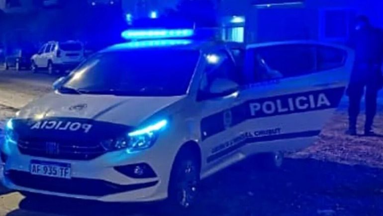 Cuando policías de Puerto Madryn llegaron al lugar de la pelea
