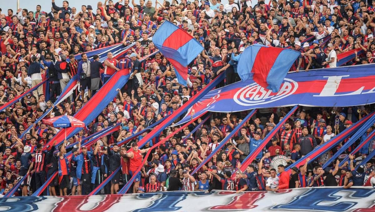 Arde San Lorenzo: los hinchas apuntaron contra Moretti y Tinelli pese a la victoria ante Vélez