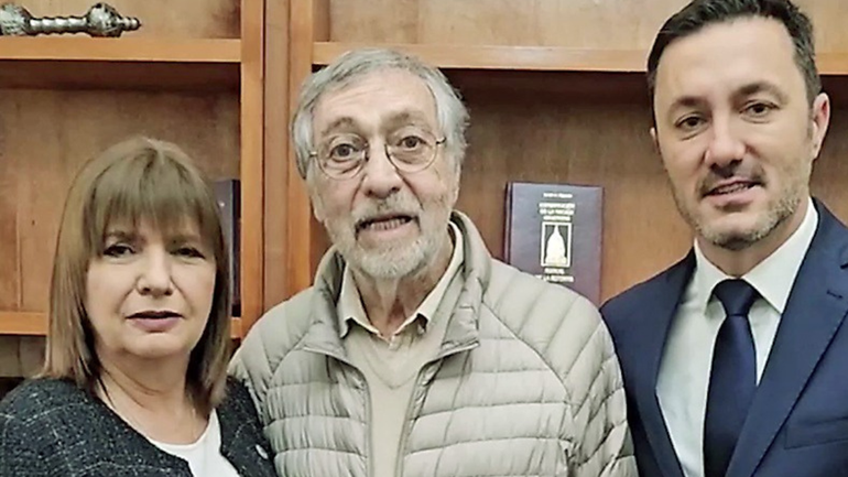 Patricia Bullrich junto a Luis Brandoni en 2023&nbsp;