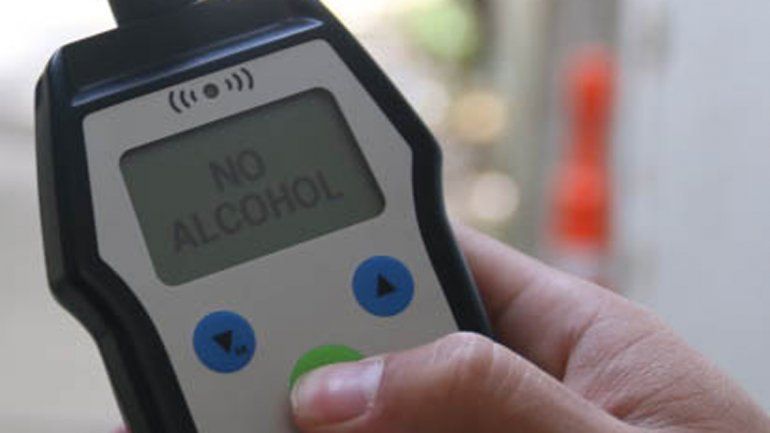 Hace tiempo que está comprado el alcoholímetro. Faltaba estructura.