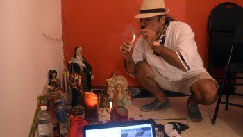 saco la mufa de la chacra y va por la visera saco la mufa de la chacra y va por la visera