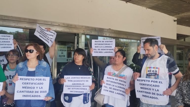 Licencias médicas docentes en Neuquén: el reclamo que llevaron al CPE
