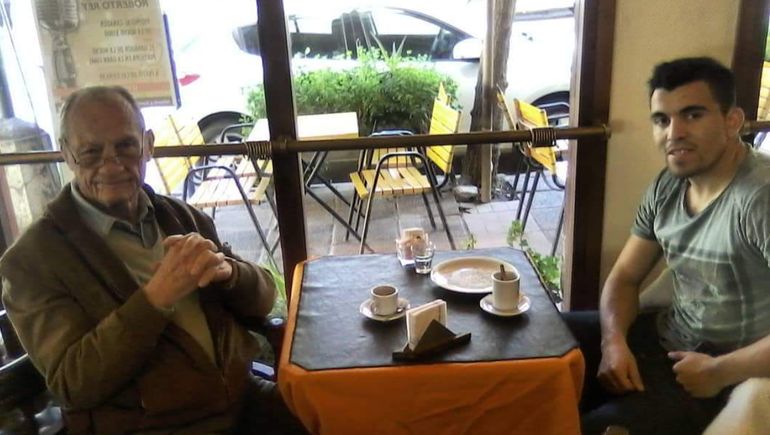 Un abuelo neuquino y la historia de su café en Donato con el Huevo Acuña