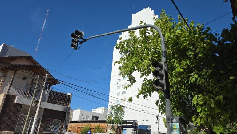 La falta de energía eléctrica afecta también a los semáforos.