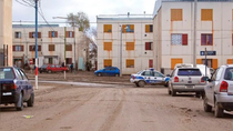 La mujer fue rescatada en un departamento del edificio 10 del Barrio Las 1008 Viviendas, en Comodoro Rivadavia (foto de archivo).