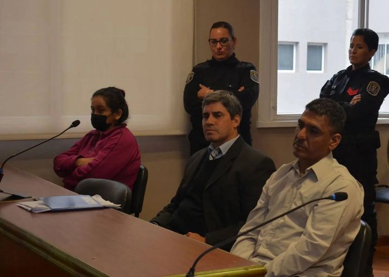 Entregó a sus hijas para que fueran abusadas a cambio de comida y dinero