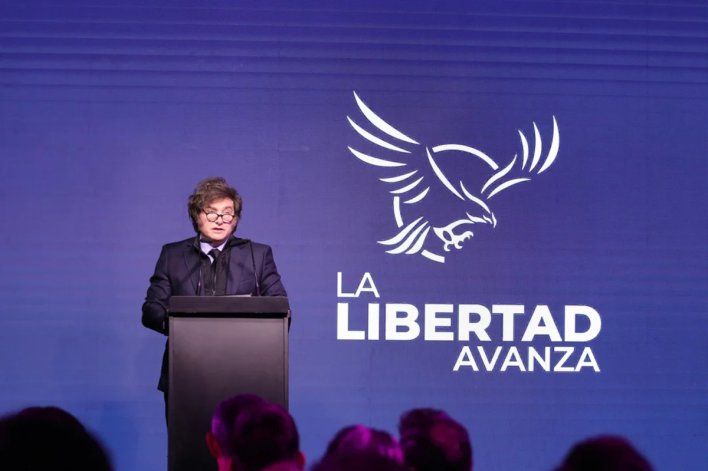 Javier Milei en un acto para recaudar fondos para la campaña electoral de LLA.