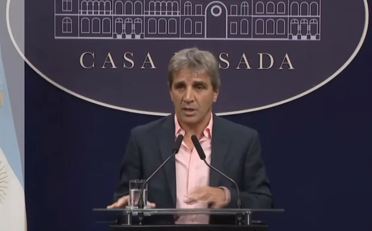 El ministro Caputo fue el encargado de anunciar los cambios en la Ley Ómnibus. El ministro Caputo fue el encargado de anunciar los cambios en la Ley Ómnibus.