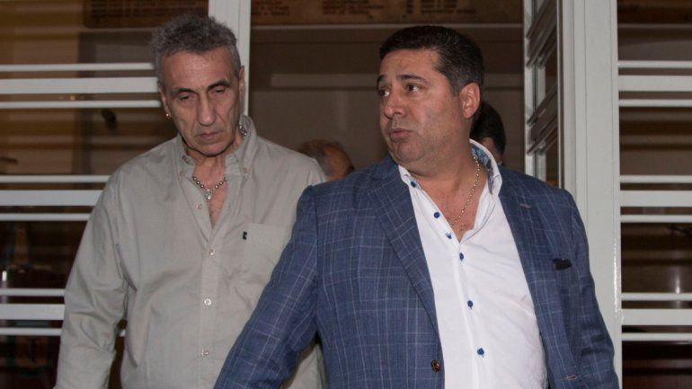 Angelici se retira de la reunión en calle Viamonte. Proyecto aprobado.