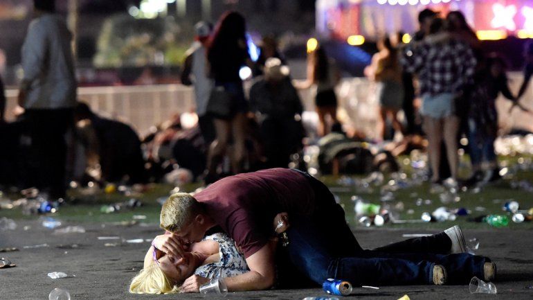 La policía estadounidense investiga las razones de esta matanza que